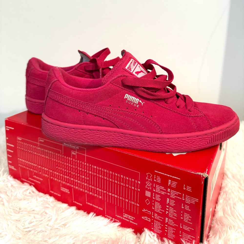 Puma Suede Pink sneakers